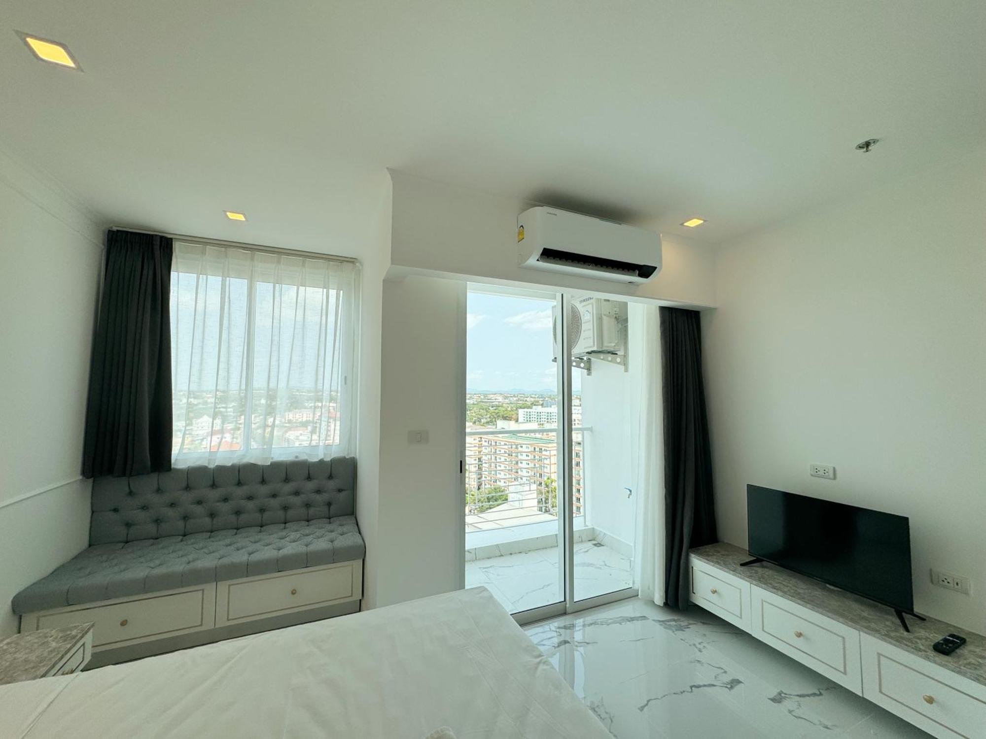 The Empire Chic Residence Jomtien & Yahaha Luaran gambar