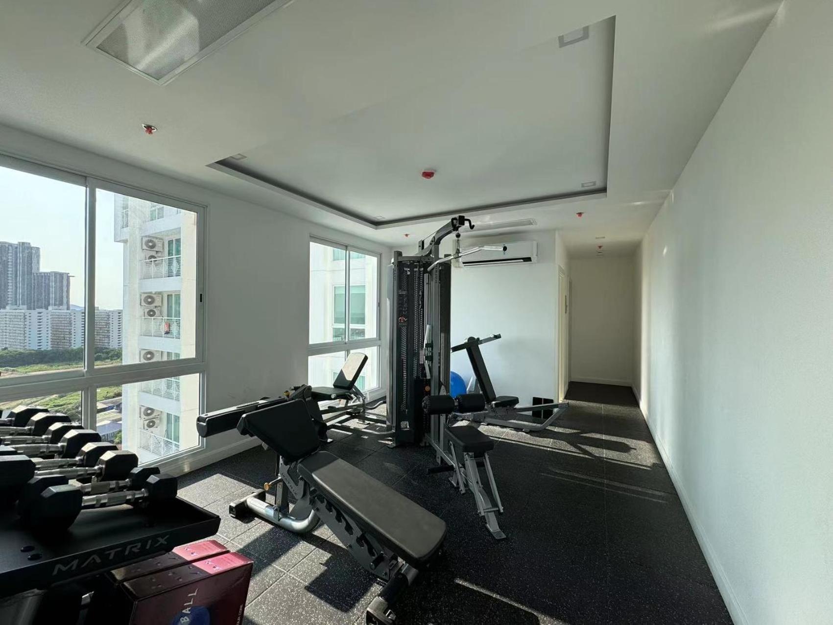 The Empire Chic Residence Jomtien & Yahaha Luaran gambar