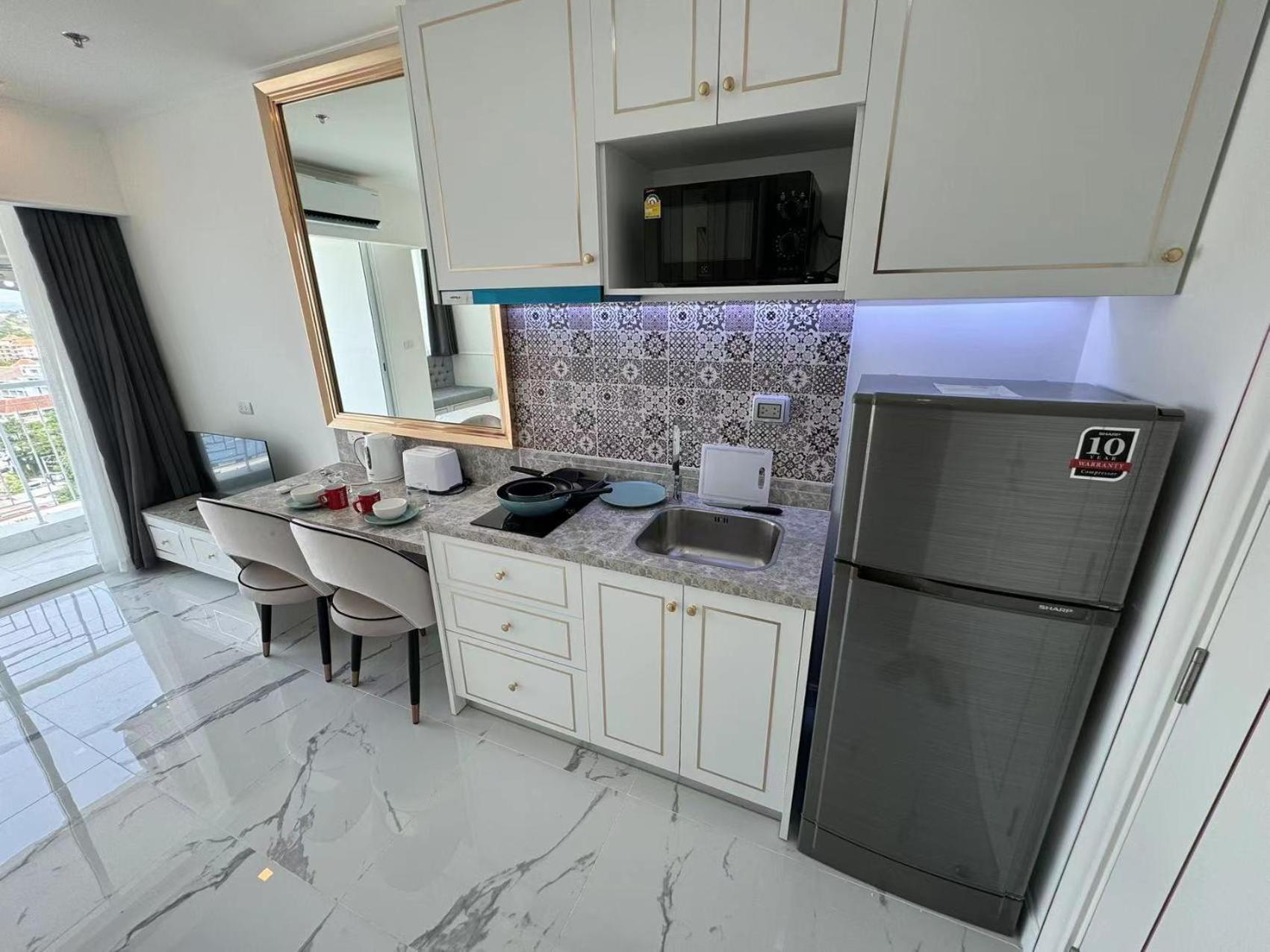 The Empire Chic Residence Jomtien & Yahaha Luaran gambar